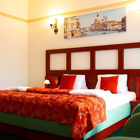 Vivaldi Apartments Мікулов Екстер'єр фото