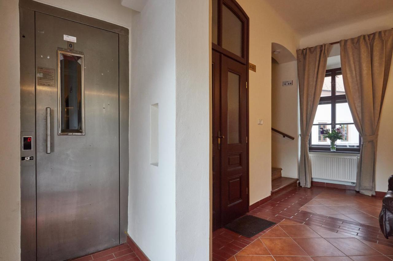 Vivaldi Apartments Мікулов Екстер'єр фото